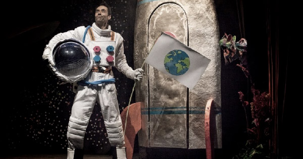 Este sábado el público infantil tiene una cita en el Teatro Del Mercado con “El Astronauta”