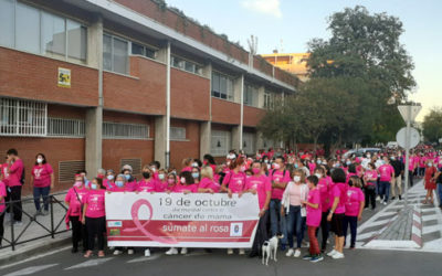 Más de 1.000 personas participan en la VII Marcha Rosa contra el cáncer de mama