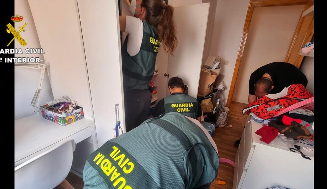 La Guardia Civil desmantela un punto activo de venta de droga en Montehermoso