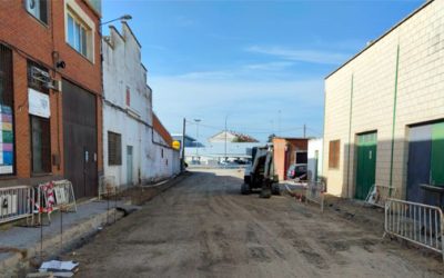 Comienzan los trabajos de mejora y urbanización de la calle Toril en Navalmoral de la Mata