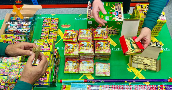 Aprehendidos más de 15.000 artificios pirotécnicos, vendidos irregularmente, en la provincia de Cáceres