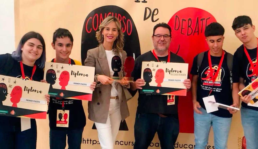 Alumnos del IES Augustóbriga ganan el Concurso de Debate Escolar y el premio al mejor orador