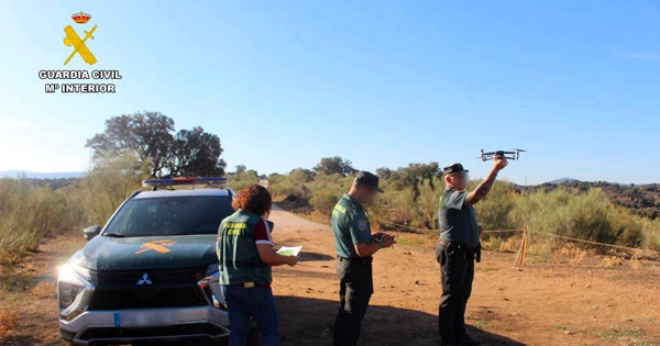 La Guardia Civil realiza una nueva búsqueda de Rosalía Cáceres sobre la zona de la supuesta desaparición