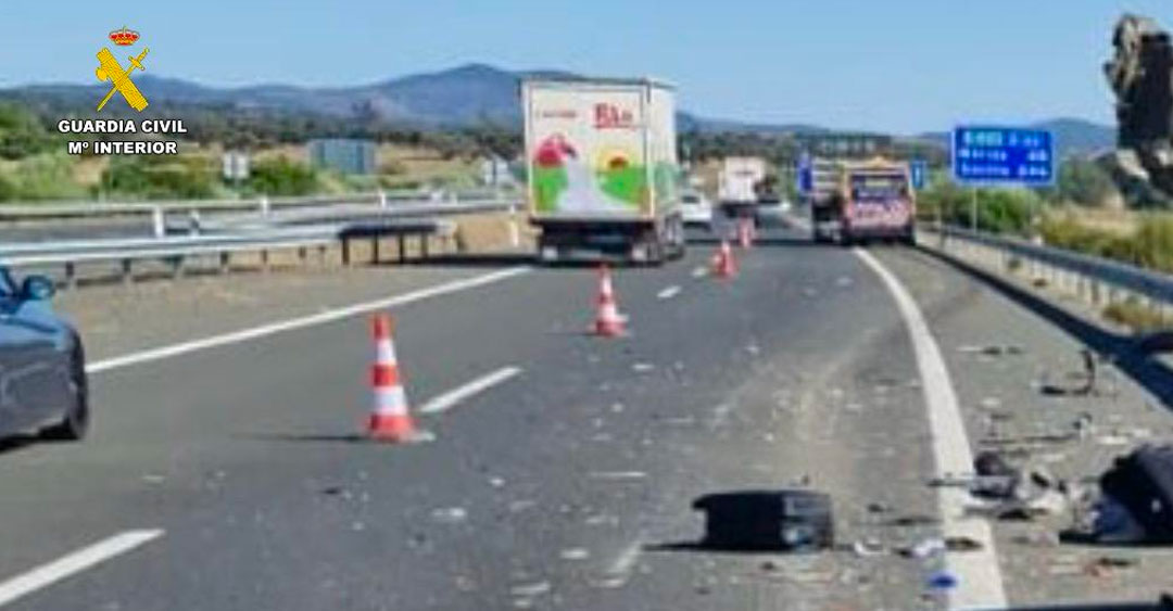 Dos accidentes de tráfico en las autovías A-5 y A-66 dejan un fallecido y ocho heridos