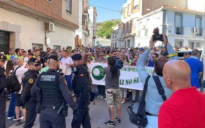 Alcaldes extremeños y autoridades regionales se movilizan contra el cierre de la Central Nuclear de Almaraz