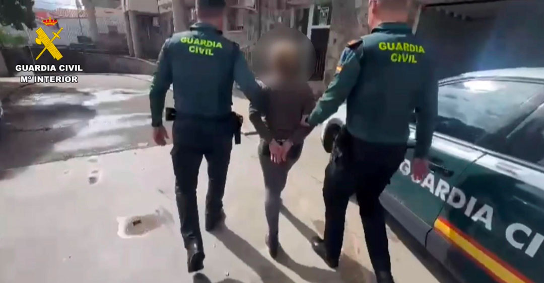 La Guardia Civil detiene a una mujer tras intentar atracar una sucursal bancaria en Montehermoso (Cáceres)