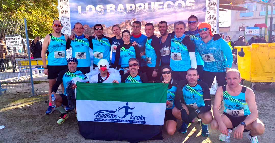 El Club Fondistas Moralos destaca en la Media Maratón Los Barruecos 2025